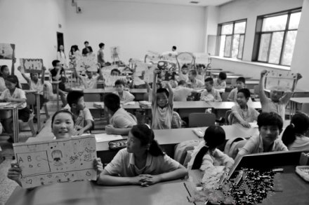 乡村教育版“变形计”：希望小学的孩子到城里“种一个梦”