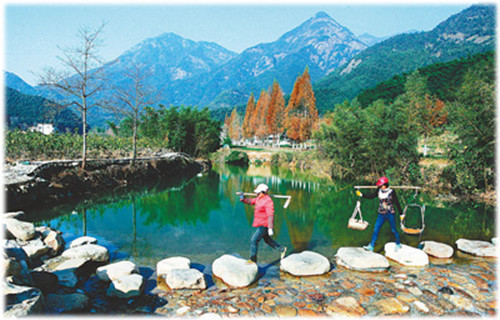 <b>浙江丽水推行河道经营管理权承包 破解山区河道管理难题</b>