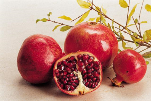 冬天胃寒、胃痛、胃溃疡怎么办？吃这些水果可改善