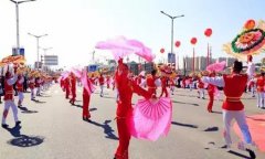 陕西延安：文化过年添新意 市民群众欢乐多