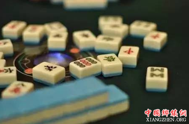 <b>你以为乡镇干部是干什么的？他们每天做的事情和你以为的可能完全不一样..</b>