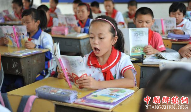 <b>义务教育孩子免费 农民仍然觉得压力大？</b>