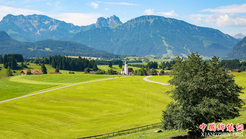 <b>为什么要坚持农业农村优先发展？——一论农业农村优先发展</b>