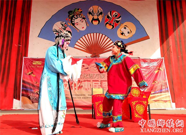 <b>山东：古镇马头节日文化火起来</b>