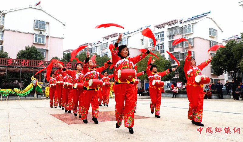 <b>安徽和县：舞龙耍狮闹新春 民俗文化唱主角</b>