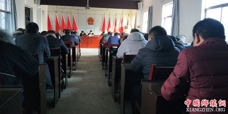 陕西华州区莲花寺镇：抓学习转作风  提振精神加油干