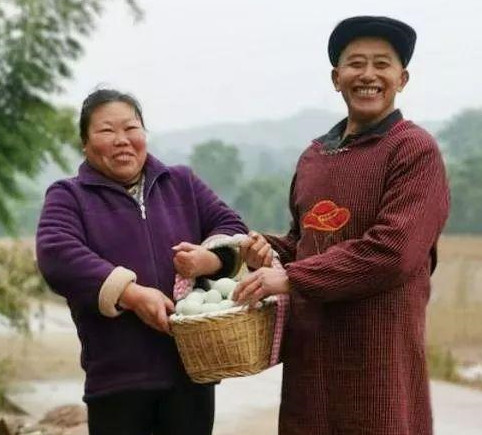 <b>广安：麻鸭蛋触网 变身“美食新宠”</b>