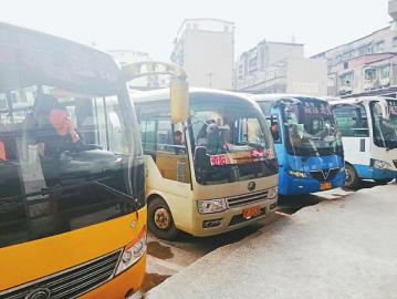 <b>四川资阳：农村客运市场缩水如何应对？</b>