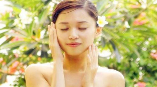 <b>春季护肤躲开这些误区</b>