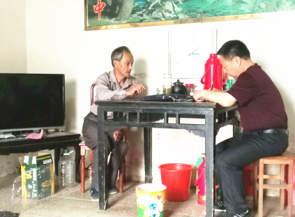 <b>张根发：老骥奋蹄 志在脱贫</b>