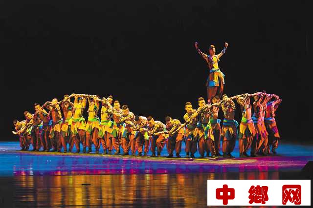 原创群舞《龙把子》斩获第十八届群星奖