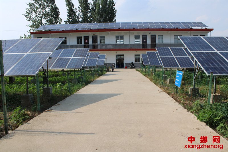 <b>光伏发电助脱贫</b>