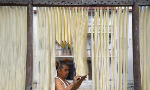<b>江西金溪：油面飘香富农家</b>