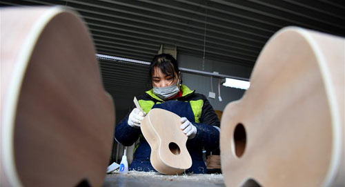 <b>产业发展助脱贫</b>