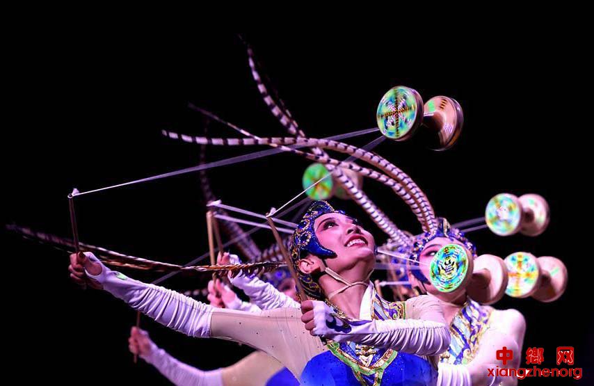 农民魔术师 炫技大中原