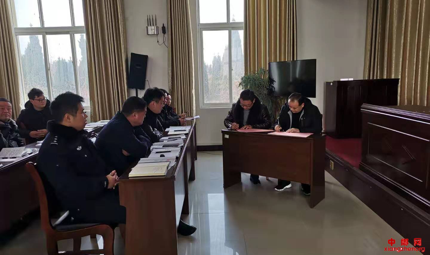 安徽省古城镇签订禁燃禁放责任书