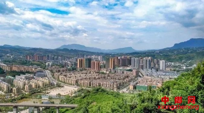 <b>四川：泸州市所有贫困县实现脱贫“摘帽”</b>