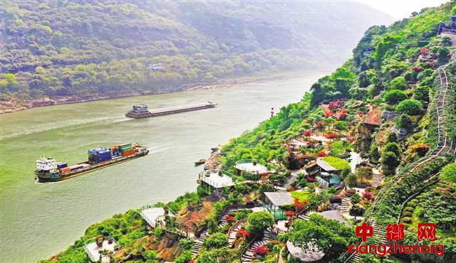 <b>重庆南岸区铜锣花谷打卡新热点</b>