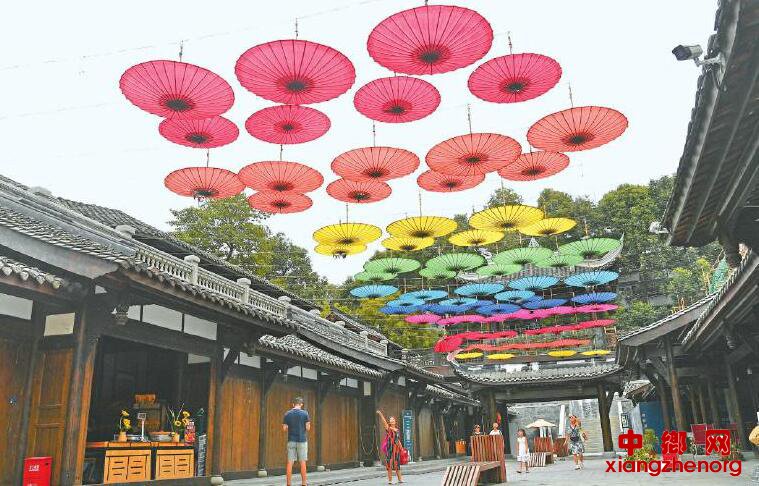 新派网红地标带你体验成都生长