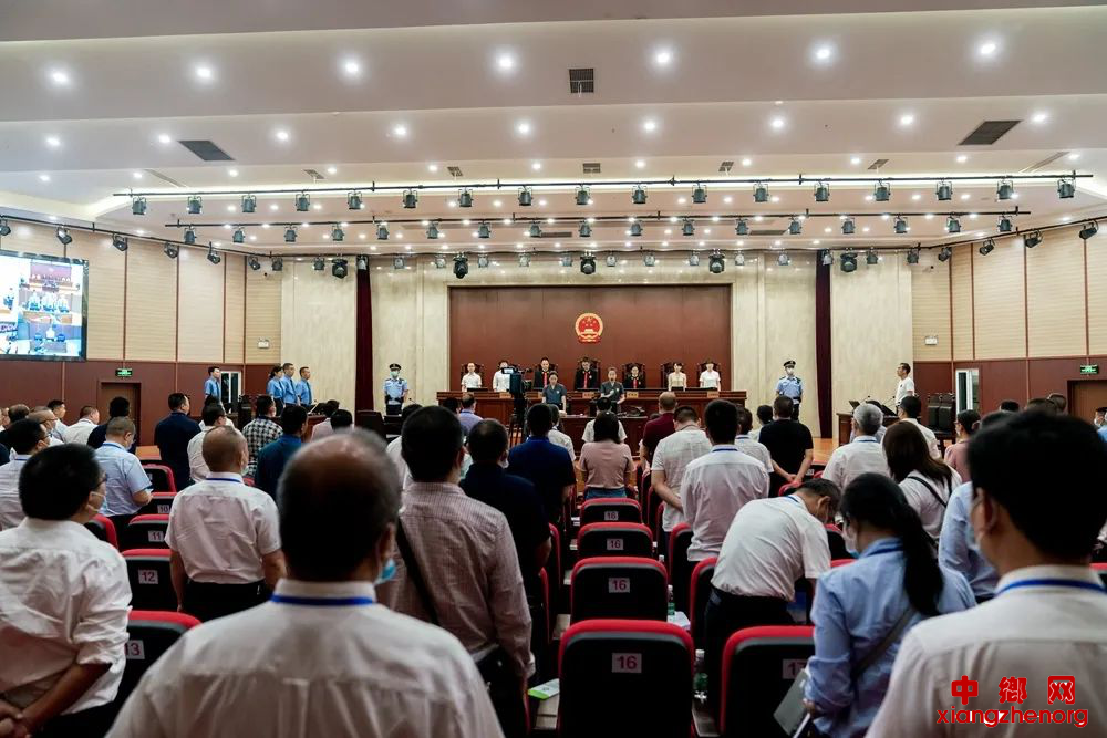 <b>四川叙永县兴隆镇：一村民非法采矿破被泸州市中院判令修复被损害土地</b>