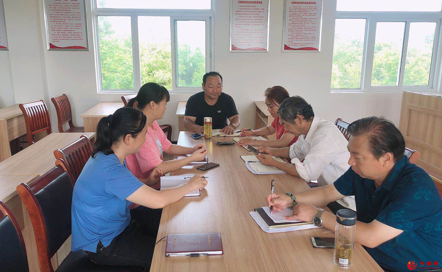 <b>安徽来安:张山镇组织党员干部学习总书记在企业家座谈会上的重要讲话精神</b>