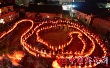 期待“村晚”奏响乡村文化大戏序曲