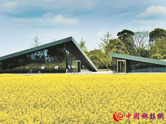 花海中书屋 打造身边的“书”适圈