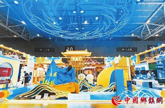 探秘文博会四川展区：在光影交错中 感受三苏文