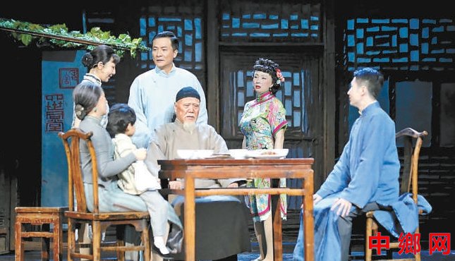 <b>国话群星汇聚舞台演绎老舍经典</b>