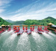 <b>桐庐旅游年收入首破百亿元</b>