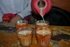 <b>到拉萨旅游一定要品尝的9种美食</b>
