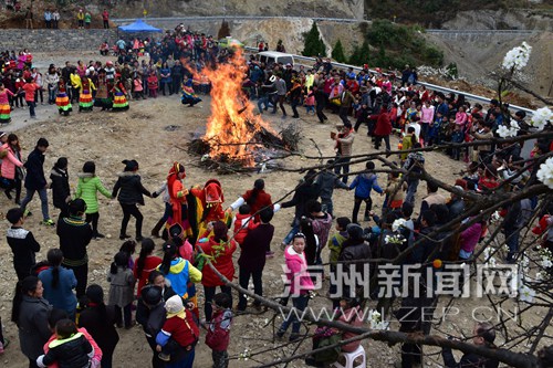 篝火晚会