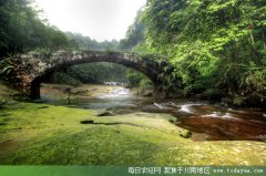 <b>旅游日 泸州多个景区有优惠</b>