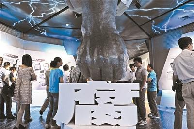 高压反腐带火反腐展览业 各地办反腐基地需求大
