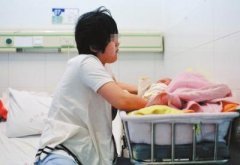 <b>湖南：14岁少女妈妈两次遭性侵产子 第二个孩子将送养</b>