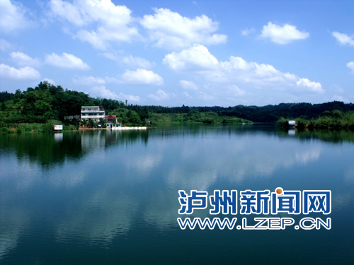 <b>泸州：凤凰湖国家湿地公园总体规划通过评审</b>
