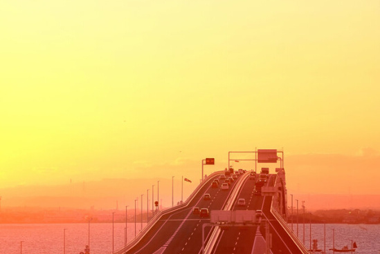 世界奇特隧道 中国就独占其二！