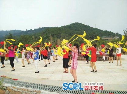 <b>巴中巴州区获“中国曲艺之乡”称号</b>