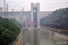 <b>三峡工程最后“谜底”将揭晓：轮船可以这样过大坝</b>