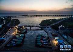 <b>浙江长兴：太湖渔村千亩晒场“晒丰收”</b>