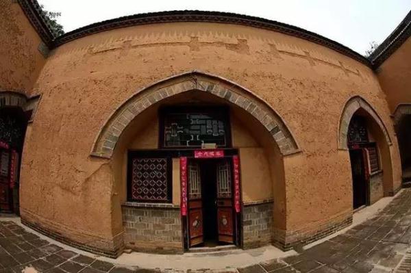 【奇闻】中国有个神秘的村庄，村民在地下住了4000年!