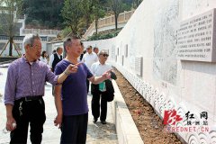 湖南省醴陵市40余名离退休老干部探寻醴陵建设新成果