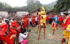 湖北麻城河乡村艺展开展 艺术可以激活古村落吗？