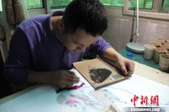 西安民间艺人：五谷杂粮绘画卷 10年绘就300幅