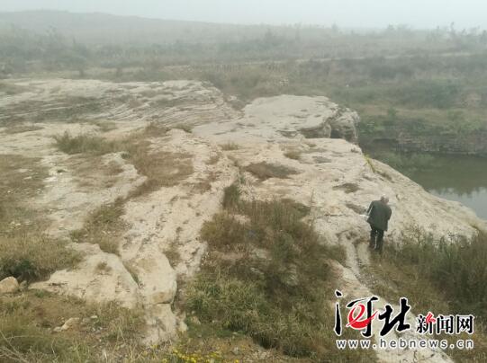 朱志恩先生现场考查。