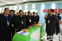 山西运城；书记、乡长齐上阵 临猗果品宣传忙