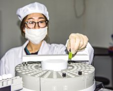 浙江金东区：快速检测蔬果 保证“舌尖”上的安全