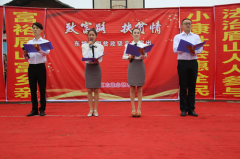 四川眉山：文艺演出下乡 助力精准扶贫