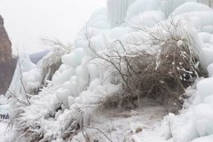 河北承德兴隆：媒体聚焦天桥峪冰峰