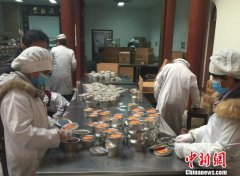 杭州灵隐寺腊八节免费派粥30万份 将成浙江非遗项目